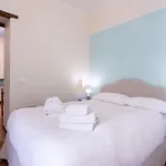 Pontaccio מלון *